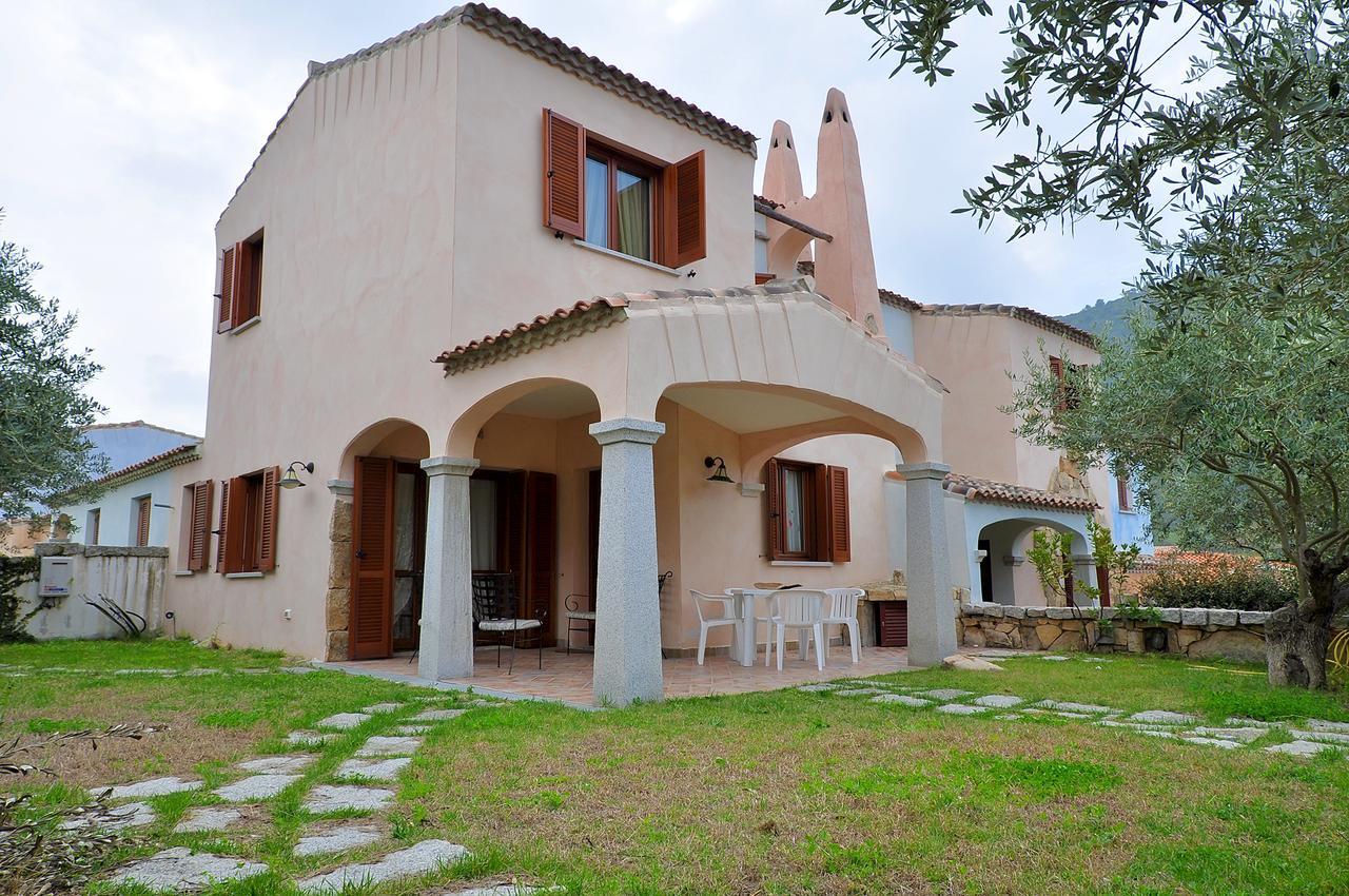 בודוני Villa I Ginepri מראה חיצוני תמונה